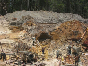 Guyana, land dredging